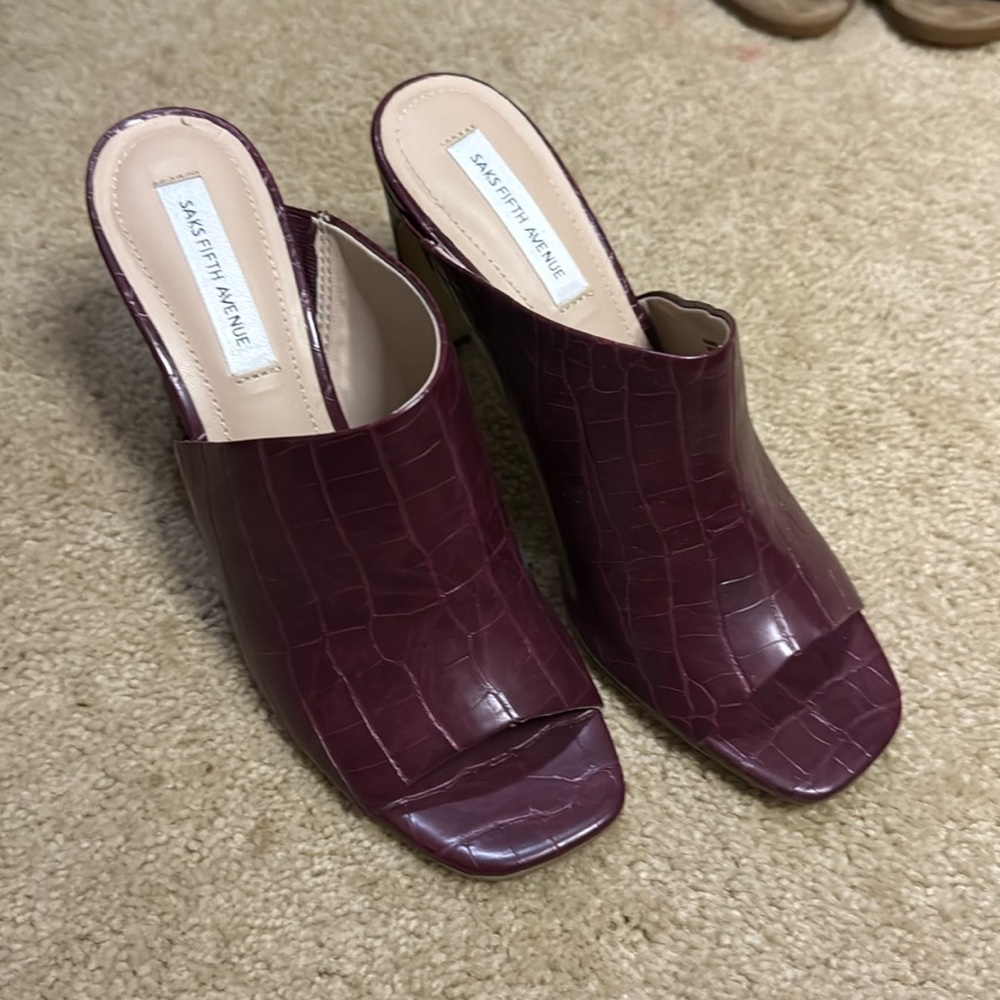 New Saks Mule